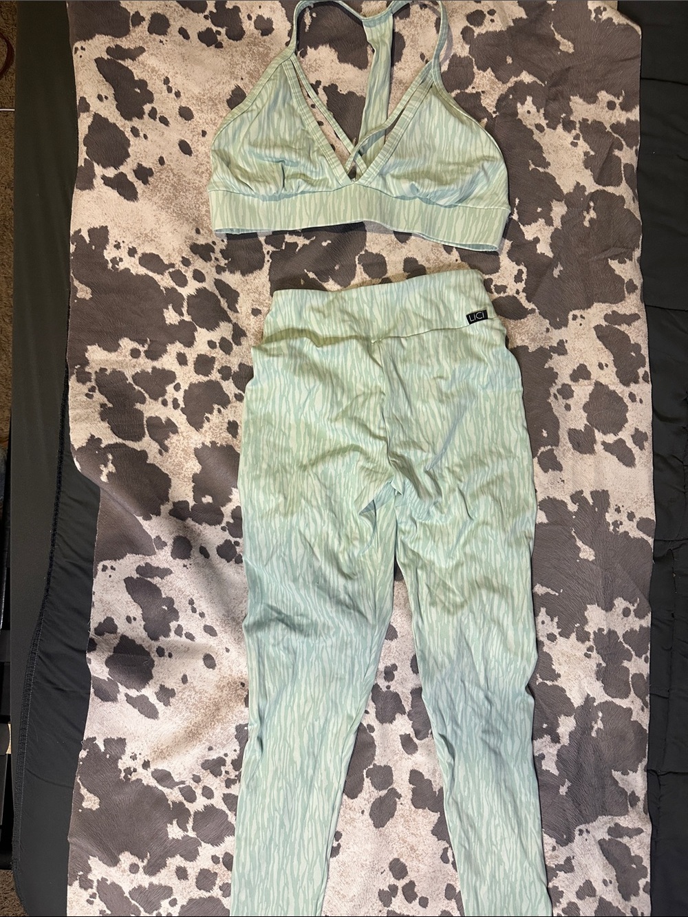 Light Mint Zebra High-Rise Scrunch Leggings with Matching Strappy Sports Bra